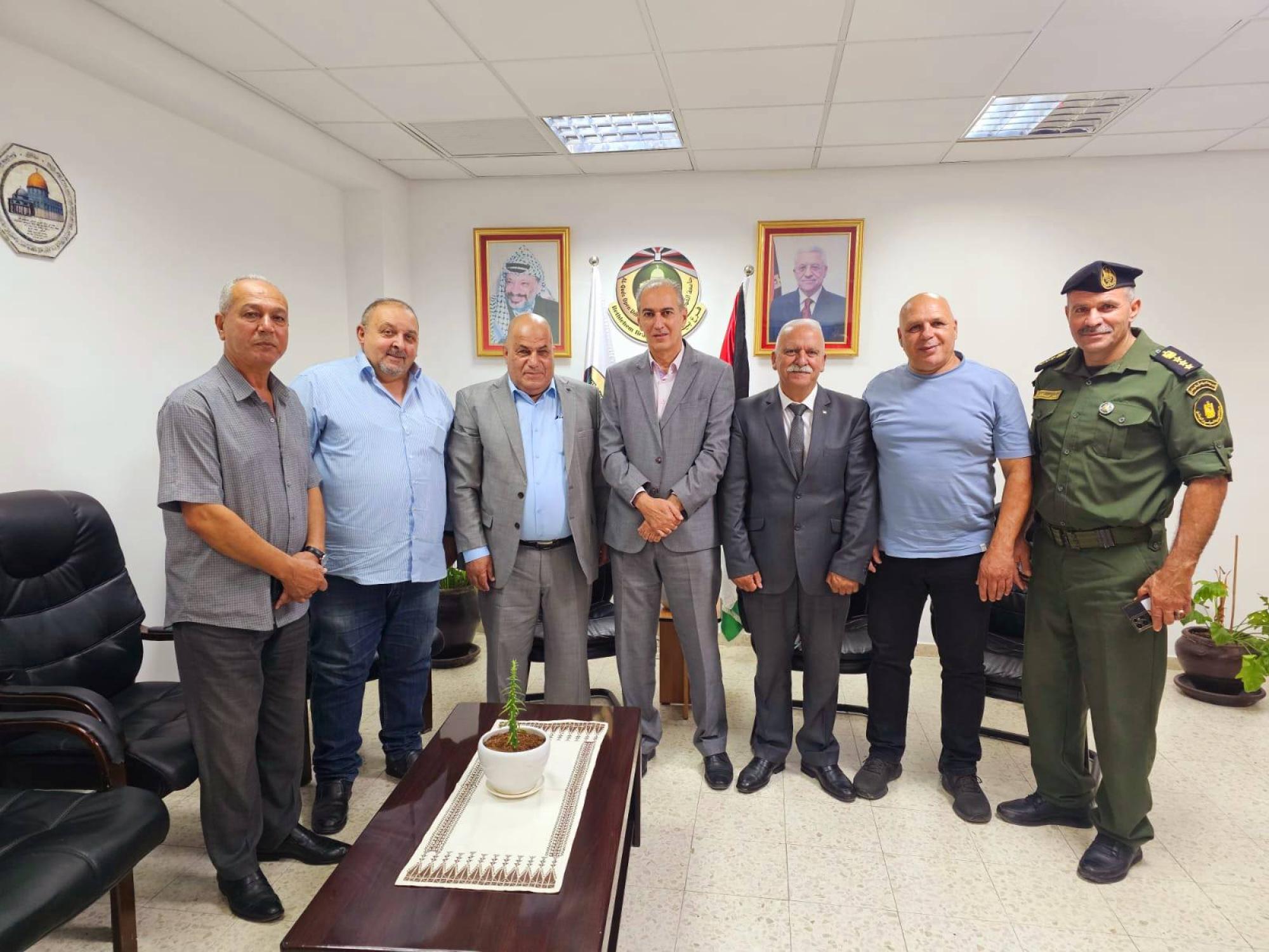 بلدية بيت جالا وجامعة القدس المفتوحة في تعاون مستمر